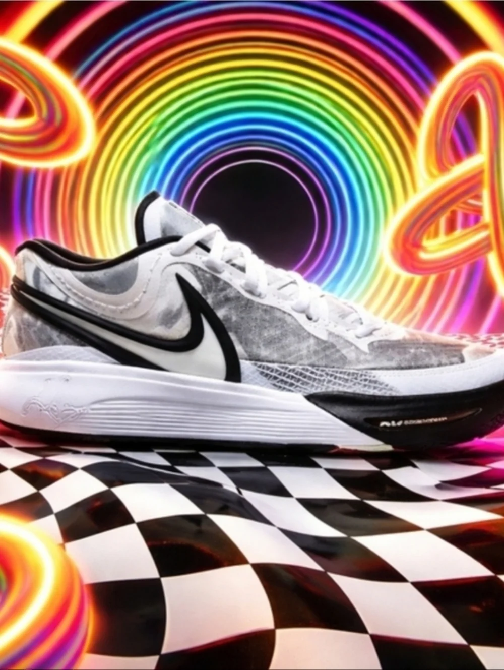 NWT Nike Kyrie 8 GO Kids Sz 5Y White Black DQ8076-101 Low Top Cushioned B-Ball